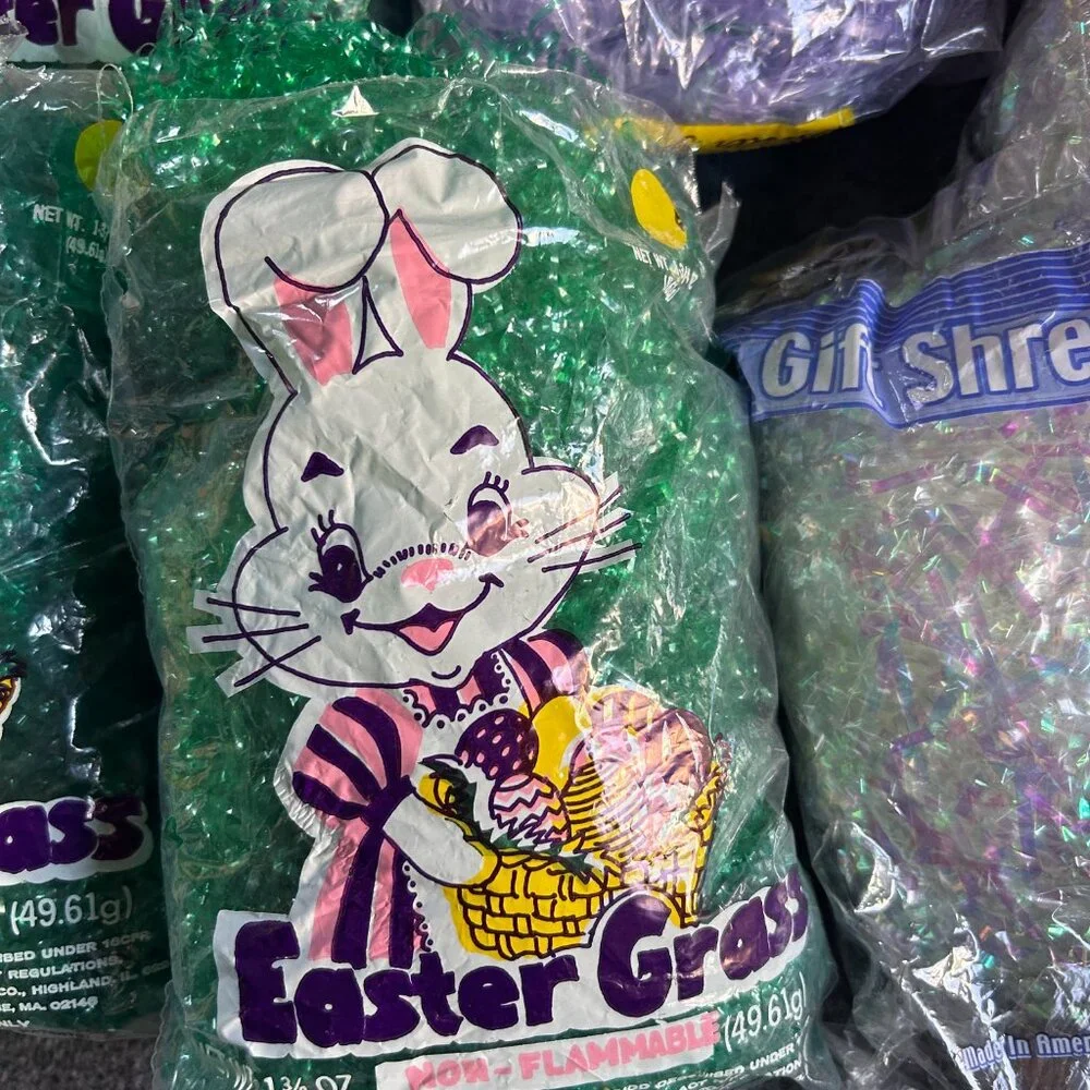 VTG 1990s 2000s Green Purple White EASTER GRASS LOT DECORATION‎ CUTE PACKAGING
